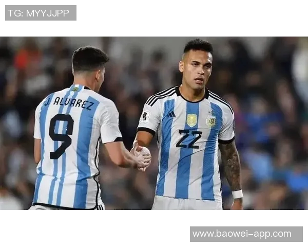 帕斯谈与劳塔罗阿尔瓦雷斯搭档踢球的轻松与挑战克服之道