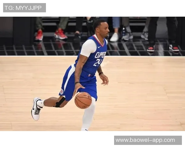 快船悔恨不已鲍威尔11场比赛8次得分领衔全队表现出色